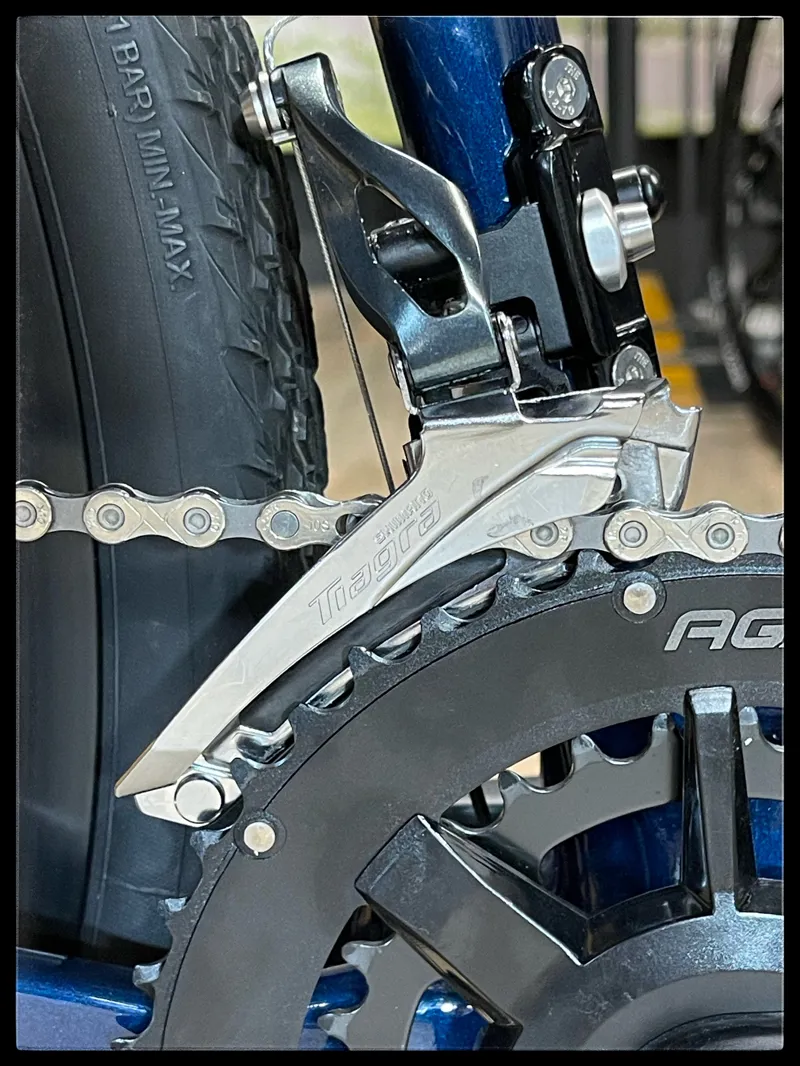 Giant Revolt Advanced Pro Medium Candy Navy 2022-4